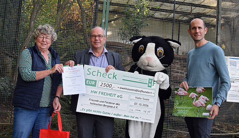 Spendenübergabe für die Tierpatenschaft
