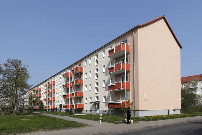 Hausansicht: 2-Raum-Wohnung Moskauer Straße 7