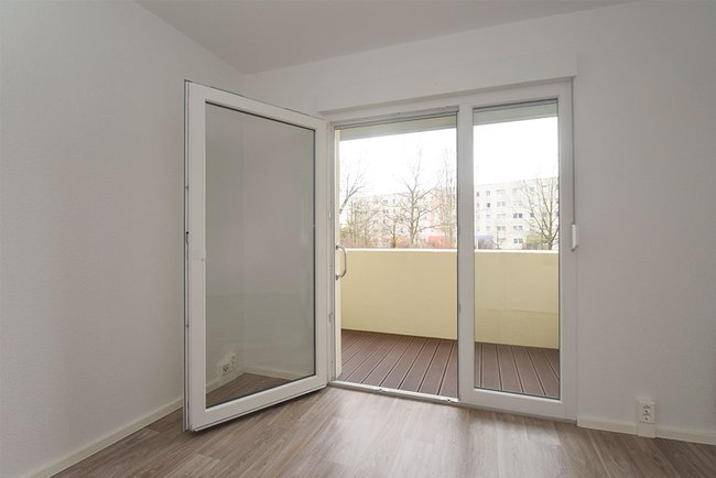 Balkonaustritt: 1-Raum-Wohnung Weißenfelser Straße 45