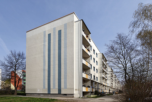 Hausansicht: 4-Raum-Wohnung Hildesheimer Straße 7