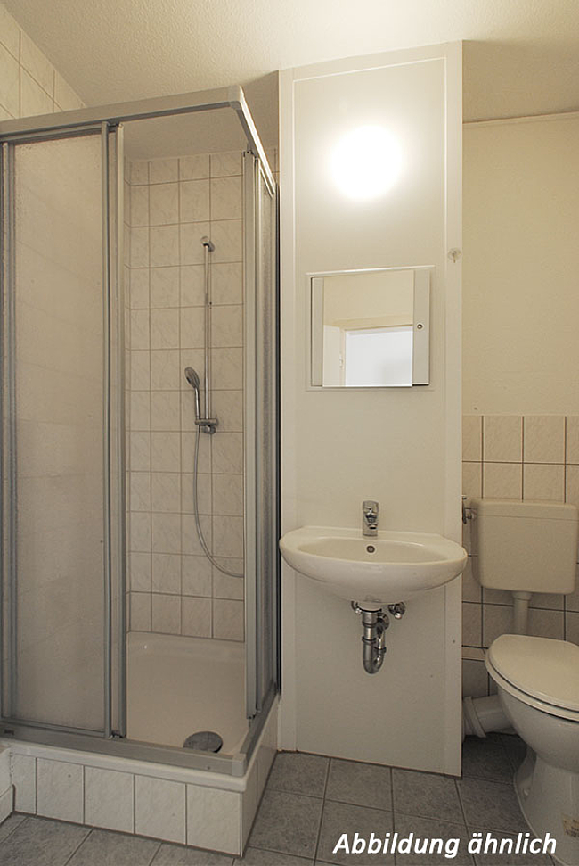 Bad_Variante: 1-Raum-Wohnung Kattowitzer Straße 5