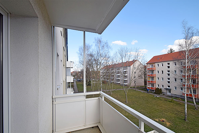 Balkon: 2-Raum-Wohnung Moskauer Straße 13