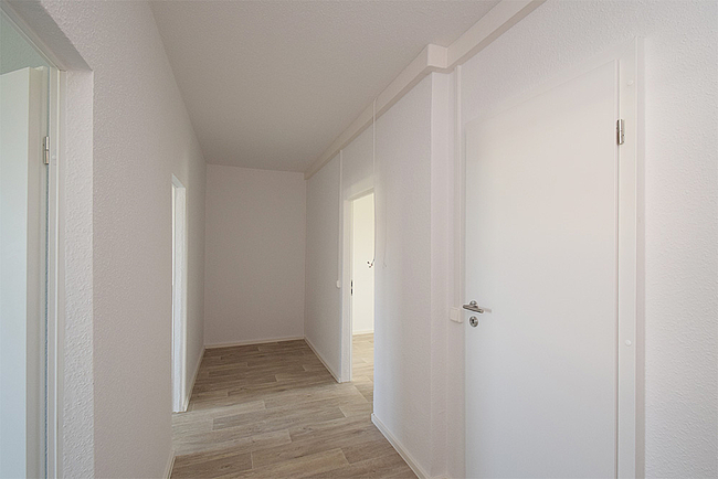 Flur: 3-Raum-Wohnung Lindenweg 1