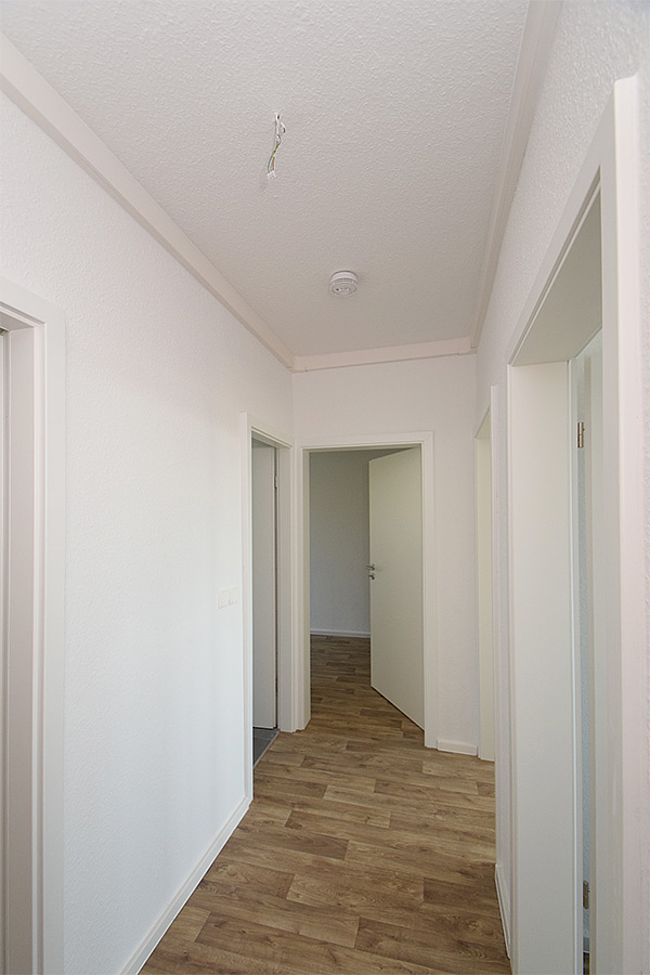 Flur: 3-Raum-Wohnung Südstadtring 83