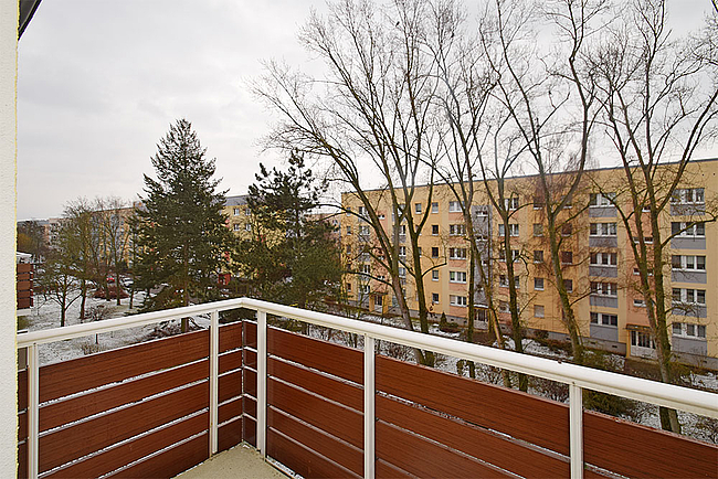 Balkonaussichten: 3-Raum-Wohnung Moskauer Straße 38