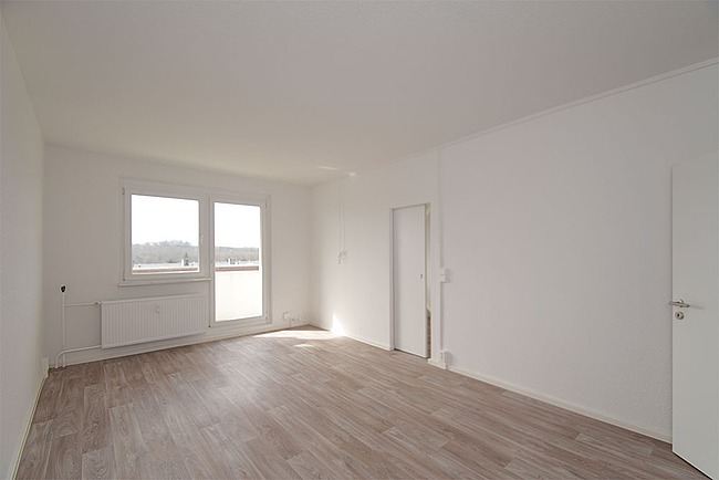Wohnzimmer: 3-Raum-Wohnung Heidekrautweg 7