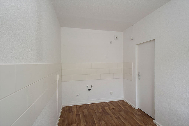 Küchenbereich: 2-Raum-Wohnung Lindenweg 6