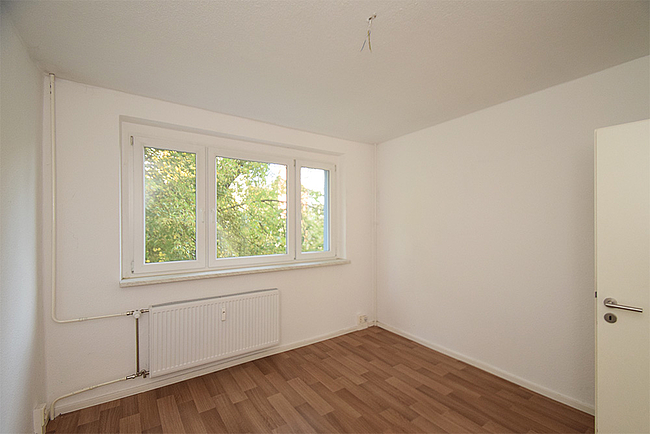 Schlafzimmer: 4-Raum-Wohnung Hildesheimer Straße 7