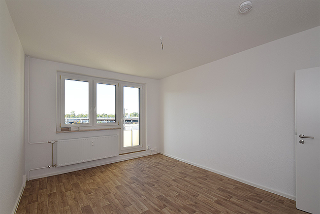 Wohnzimmer: 3-Raum-Wohnung Südstadtring 83