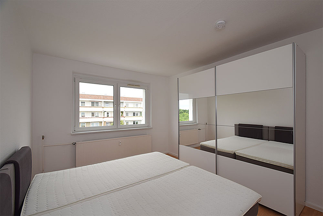 Schlafzimmer: 2-Raum-Wohnung Lindenweg 4