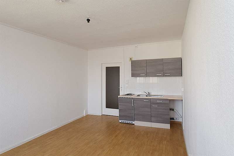 1-Raum-Wohnung Straße der Befreiung 16 - Photo 1