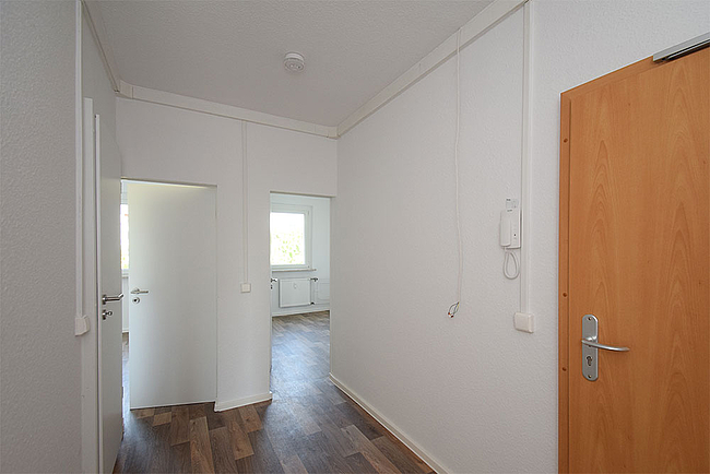 Flur: 4-Raum-Wohnung Am Hohen Ufer 12